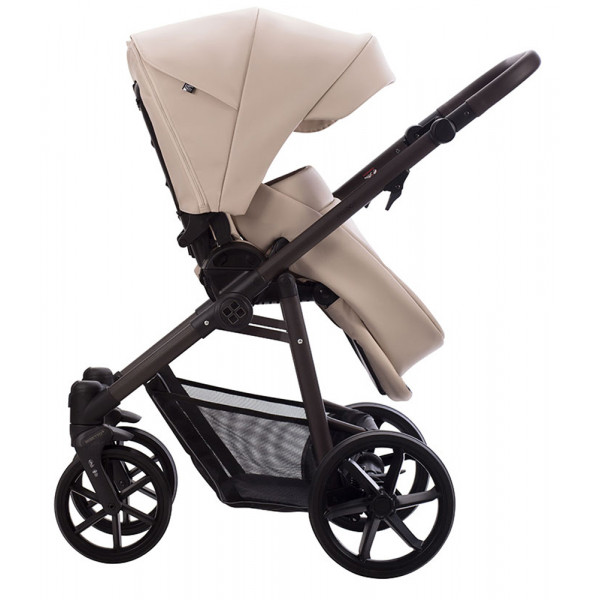 Бебешка количка Bebetto Fluxo 0-22кг